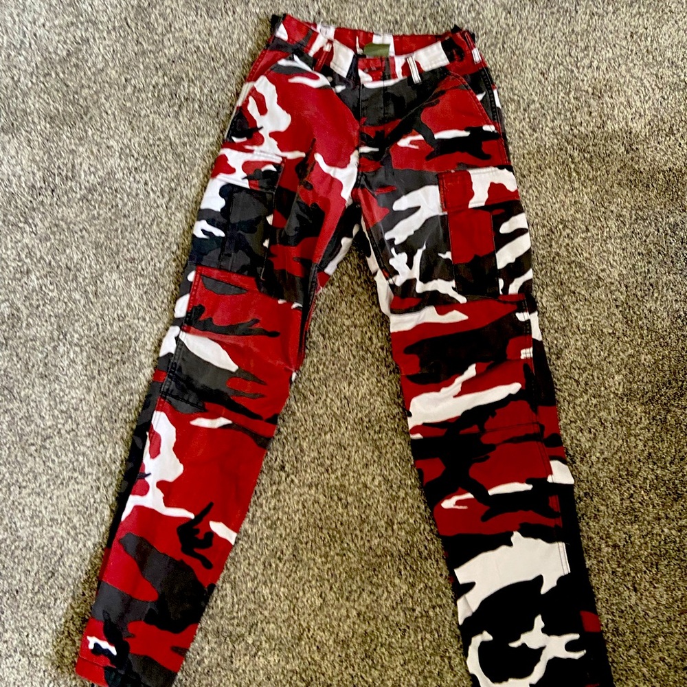 Goodbye Bread, small/regular red, black and white camo cargo pants
